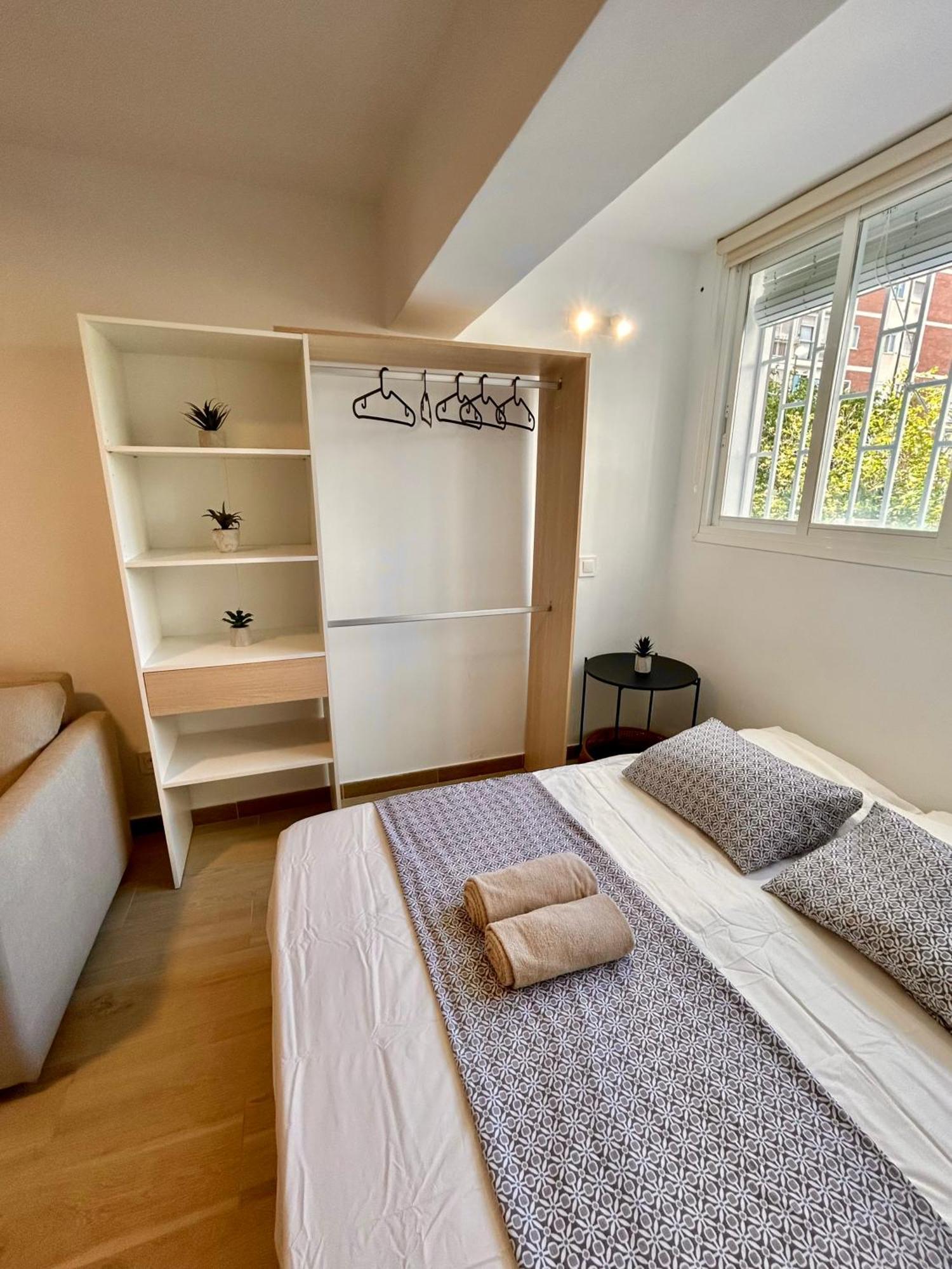 Apartamentos Ribadeo Madrid Extérieur photo